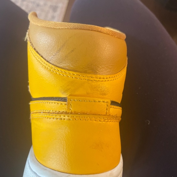 Womens Air Jordan 1 Mid " Chutney" - Picture 4 of 6